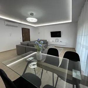 Appartamento New Bazaar 2022, Tirana